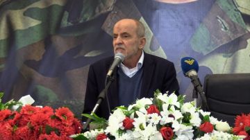 النائب حسين جشي: المشروع الأمريكي الصهيوني تلقى نكسة استراتيجية.. واتفاق الإطار سقطة وطنية وأخلاقية النائب حسين جشي: المشروع الأمريكي الصهيوني تلقى نكسة استراتيجية.. واتفاق الإطار سقطة وطنية وأخلاقية