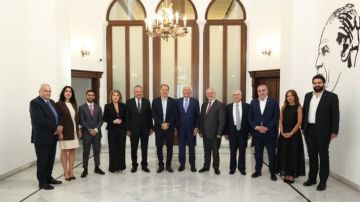 سامي الجميل: المرحلة الحالية تتطلب التفاف جميع اللبنانيين حول مؤسسات الدولة الشرعية سامي الجميل: المرحلة الحالية تتطلب التفاف جميع اللبنانيين حول مؤسسات الدولة الشرعية