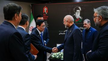 قاليباف: لن نسمح بأي تدخل أمريكي في مضيق هرمز.. ونسعى لتعزيز الشراكة الاستراتيجية مع الصين قاليباف: لن نسمح بأي تدخل أمريكي في مضيق هرمز.. ونسعى لتعزيز الشراكة الاستراتيجية مع الصين