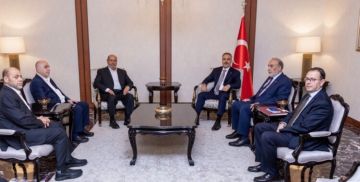 وزير الخارجية التركي اكد خلال استقباله خليل الحية تأكيد دعم بلاده للقضية الفلسطينية وزير الخارجية التركي اكد خلال استقباله خليل الحية تأكيد دعم بلاده للقضية الفلسطينية
