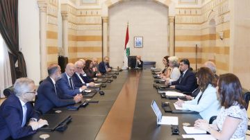 اجتماع في السراي بشأن وضع الجنوب وواقع القطاع التربوي اجتماع في السراي بشأن وضع الجنوب وواقع القطاع التربوي