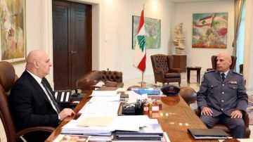 الرئيس عون عرض مع قائد الدرك الأوضاع الأمنية الرئيس عون عرض مع قائد الدرك الأوضاع الأمنية