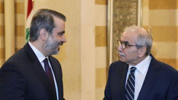 رسالة طمأنة للبنان: سوريا الجديدة تختلف كليا عن سوريا الأسد رسالة طمأنة للبنان: سوريا الجديدة تختلف كليا عن سوريا الأسد