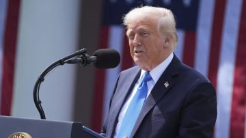 ترامب يبحث إمكانية الضغط على إسرائيل لسحب قواتها من لبنان ترامب يبحث إمكانية الضغط على إسرائيل لسحب قواتها من لبنان