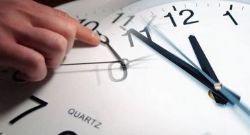 هل تنتهي فوضى تغيير الساعة؟ هل تنتهي فوضى تغيير الساعة؟