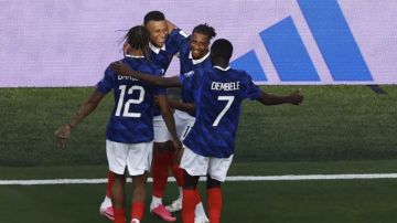 فرنسا تتجاوز السويد بثلاثية وتواجه باراغواي في ثمن نهائي كأس العالم