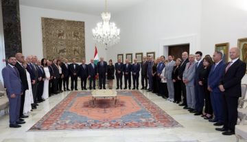 الرئيس عون أمام اللقاء الارثوذكسي: صيغة الاطار بدأت تعطي مفاعيلها واميركا باتت تصغي الينا ولن نتساهل بشأن حقوق لبنان الرئيس عون أمام اللقاء الارثوذكسي: صيغة الاطار بدأت تعطي مفاعيلها واميركا باتت تصغي الينا ولن نتساهل بشأن حقوق لبنان
