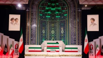 الدبلوماسية بالآيات... وهذا ما فعلته إيران