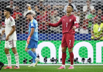إسبانيا تقصي البرتغال من المونديال وتنهي حلم كريستيانو رونالدو إسبانيا تقصي البرتغال من المونديال وتنهي حلم كريستيانو رونالدو