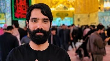 العثور على المنشد الايراني حميد رضا رجب زاده مقتــولا في احد ضواحي طهران العثور على المنشد الايراني حميد رضا رجب زاده مقتــولا في احد ضواحي طهران