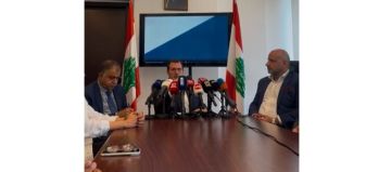شحادة بحث مع سفيري لبنان في الإمارات والهند بسبل تعزيز التعاون وتبادل الخبرات شحادة بحث مع سفيري لبنان في الإمارات والهند بسبل تعزيز التعاون وتبادل الخبرات