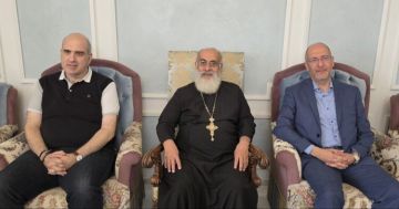 مدير عام وزارة الصناعة زار مطرانية سيدة النجاة: زحلة والبقاع شريكان أساسيان في النهوض بالقطاع الصناعي والتصدير مدير عام وزارة الصناعة زار مطرانية سيدة النجاة: زحلة والبقاع شريكان أساسيان في النهوض بالقطاع الصناعي والتصدير