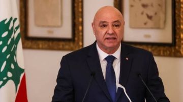 الرئيس عون يهنأ لمناسبة ذكرى المولد النبوي الشريف: لإستلهام الدروس النبوية في مواجهة ما يتعرض له وطننا من عدوان واستهداف الرئيس عون يهنأ لمناسبة ذكرى المولد النبوي الشريف: لإستلهام الدروس النبوية في مواجهة ما يتعرض له وطننا من عدوان واستهداف