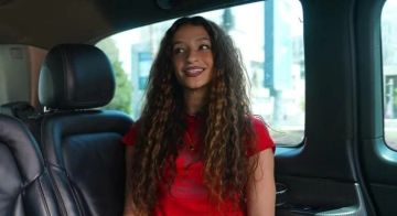 اميرة أديب: ثقة والدتي بي منحتني الحرية وعلمتني تحمل المسؤولية اميرة أديب: ثقة والدتي بي منحتني الحرية وعلمتني تحمل المسؤولية