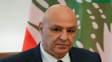 ربان الشرعية في مواجهة حائك الخيبات ربان الشرعية في مواجهة حائك الخيبات
