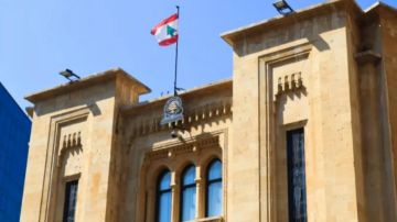 من أثينا إلى بيروت... لماذا تختار الدول العفو؟ من أثينا إلى بيروت... لماذا تختار الدول العفو؟