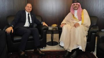الدوسري يحط في الصيفي والجميل يفتح ملف العلاقات مع الرياض الدوسري يحط في الصيفي والجميل يفتح ملف العلاقات مع الرياض