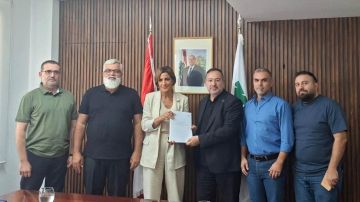 الزين: التعافي البيئي شرط أساسي لإعادة الإعمار الزين: التعافي البيئي شرط أساسي لإعادة الإعمار