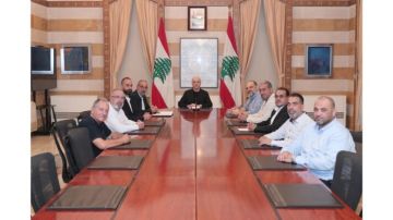 وزير الداخلية عرض مع رئيس بلدية النبطية التحتا حاجات إنمائية وزير الداخلية عرض مع رئيس بلدية النبطية التحتا حاجات إنمائية