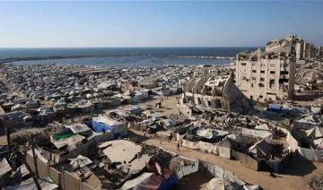الجيش الإسرائيلي يعلن استهداف قادة من حماس في قصف على غزة الجيش الإسرائيلي يعلن استهداف قادة من حماس في قصف على غزة