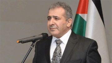 السفير الفلسطيني هنأ هيكل بعيد الجيش السفير الفلسطيني هنأ هيكل بعيد الجيش