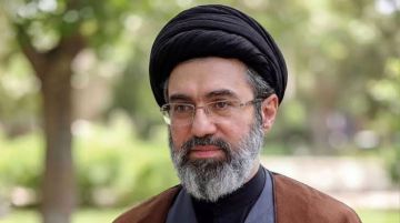 رسالة على تلغرام تعيد مجتبى خامنئي إلى الواجهة بعد أشهر من الغياب!