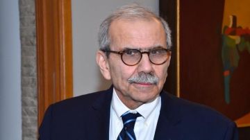 سلام يتمنى للأسمر التوفيق في مهامه الجديدة سلام يتمنى للأسمر التوفيق في مهامه الجديدة