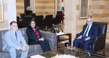 إعادة الإعمار بين سلام ووفد البنك الدولي إعادة الإعمار بين سلام ووفد البنك الدولي