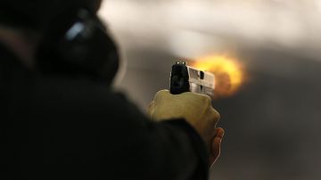 جريح بإطلاق نار... وتضرر سيارات عدة!