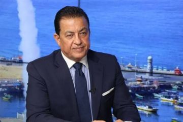 ترامب يقول لنا وإيران تقول بإذننا كليب ينطق المضيق: ارحموني ترامب يقول لنا وإيران تقول بإذننا كليب ينطق المضيق: ارحموني