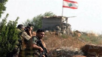 الجيش اللبناني يعاود الانتشار في بلدة المنصوري بعد ظهر اليوم الجيش اللبناني يعاود الانتشار في بلدة المنصوري بعد ظهر اليوم