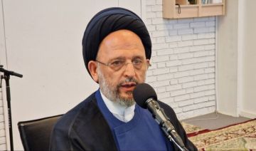السيد فضل الله توجه إلى طهران للمشاركة في مؤتمر الوحدة الإسلامية