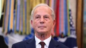 لماذا بكى السفير الأميركي؟ لماذا بكى السفير الأميركي؟