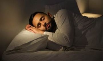 تنام جيدا وتستيقظ متعبا؟ لا تتجاهل هذه العلامات تنام جيدا وتستيقظ متعبا؟ لا تتجاهل هذه العلامات