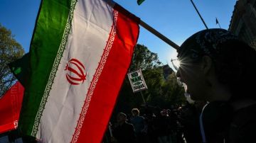 حصار وعقوبات... ماذا يحدث في طهران؟ حصار وعقوبات... ماذا يحدث في طهران؟