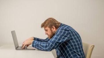 هكذا تفضح الـe-mails الموظفين....