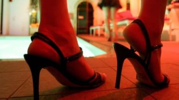 في بيروت: تفكيك شبكتين منظمتين للدعارة! في بيروت: تفكيك شبكتين منظمتين للدعارة!