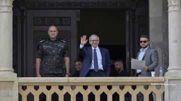 نبيل اسماعيل يستعيد حكاية نواف سلام وبيروت: من رفوف السوربون إلى رئاسة الحكومة نبيل اسماعيل يستعيد حكاية نواف سلام وبيروت: من رفوف السوربون إلى رئاسة الحكومة