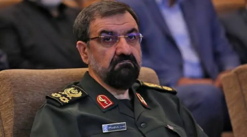 قائد الثورة السيد مجتبى الخامنئي يعين العميد محسن رضائي ممثلا له في المجلس الأعلى للأمن القومي الإيراني قائد الثورة السيد مجتبى الخامنئي يعين العميد محسن رضائي ممثلا له في المجلس الأعلى للأمن القومي الإيراني