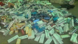 الريجي: ضبط مصنوعات تبغية مهربة ومزورة في عين بورضاي وبدنايل والفرزل الريجي: ضبط مصنوعات تبغية مهربة ومزورة في عين بورضاي وبدنايل والفرزل