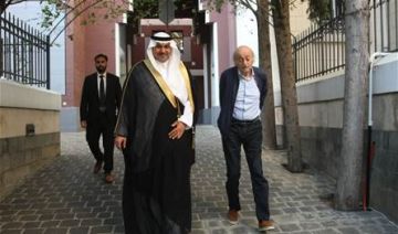 جنبلاط يلتقي السفير السعودي الجديد جنبلاط يلتقي السفير السعودي الجديد