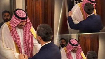 وصول السفير السعودي فهد بن عبدالرحمن الدوسري إلى دارة الوزير فيصل كرامي في طرابلس وصول السفير السعودي فهد بن عبدالرحمن الدوسري إلى دارة الوزير فيصل كرامي في طرابلس