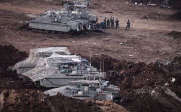 القناة 14 تكشف عن حدث خطير في لبنان: فرار 13 جنديا إسرائيليا في سلاح الهندسة من منطقة القتال القناة 14 تكشف عن حدث خطير في لبنان: فرار 13 جنديا إسرائيليا في سلاح الهندسة من منطقة القتال