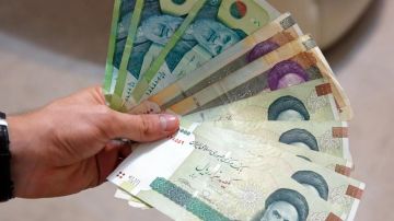 في إيران: قضايا إختلاس تظهر إلى العلن في إيران: قضايا إختلاس تظهر إلى العلن