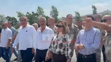 بالفيديو: جولة تفقدية للجمارك على معبر العبودية بالفيديو: جولة تفقدية للجمارك على معبر العبودية