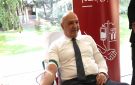 حملة تبرع بالدم في قصر بعبدا... و مثل الرئيس الصالح 