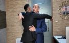 بعد سنوات من الحرب الكلامية.. محمد رمضان وعمرو أديب يشعلان السوشيال ميديا برقصة مفاجئة! - lb