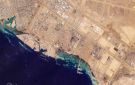  بلومبيرغ : تضرر الخدمات اللوجستية للنفط السعودي في البحر الأحمر جراء الضربات من اليمن