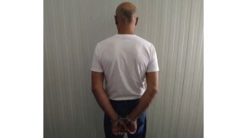 قوى الأمن: توقيف مطلوب سرق مجوهرات بقيمة 10 آلاف دولار من داخل منزل في النخلة الكورة قوى الأمن: توقيف مطلوب سرق مجوهرات بقيمة 10 آلاف دولار من داخل منزل في النخلة الكورة