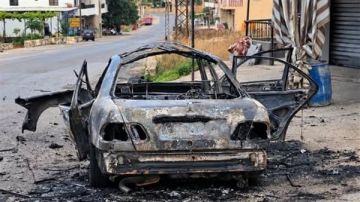 مسيرة إسرائيلية تستهدف سيارة مدنية في كفر رمان ومقتل مسعفين من كشافة الرسالة الإسلامية مسيرة إسرائيلية تستهدف سيارة مدنية في كفر رمان ومقتل مسعفين من كشافة الرسالة الإسلامية